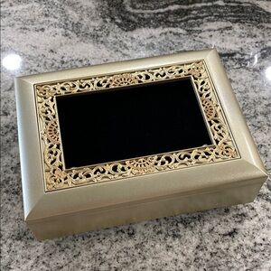 Cottage Garden Gold and Black Music Jewelry Box!